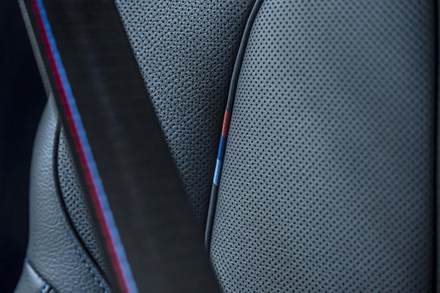 Детали интерьера BMW X1 xDrive25i M Sport (F48) 2019 года  (WW) (фото 103 из 112)